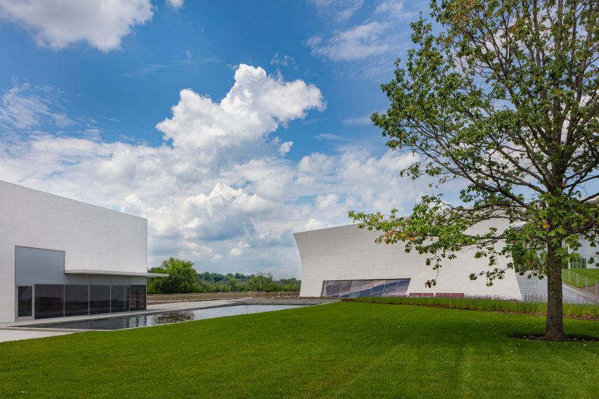 REACH at the Kennedy Center for Performing Arts by Steven Holl Architects