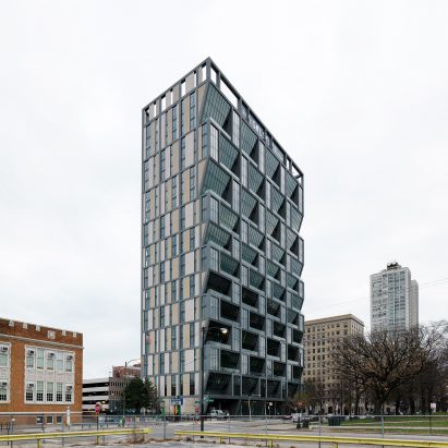 Rieder Group concrete cladding on Solstice on the Park by Studio Gang