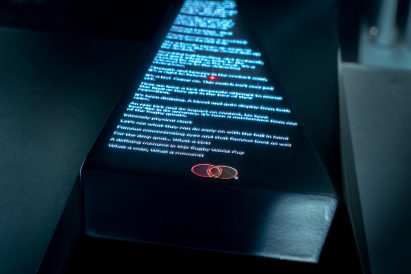 Jun Mitani creates live-etched Mastercard Player of the Match trophies for Rugby World Cup