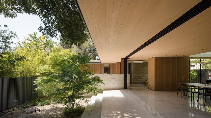 Feldman Architecture integrates The Sanctuary house into lush Silicon Valley site