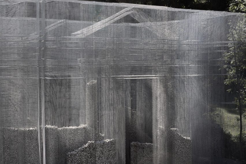 Simbiosi by Edoardo Tresoldi in Arte Sella