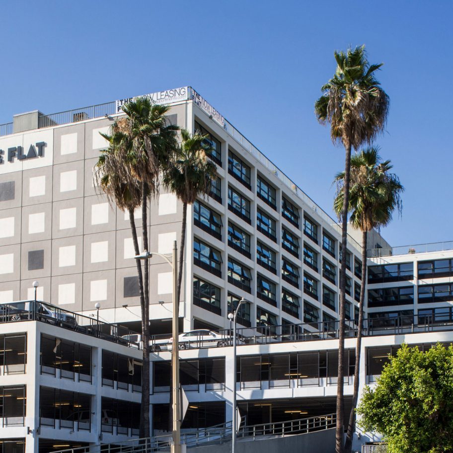 Modernist Holiday Inn becomes Los Angeles apartment complex