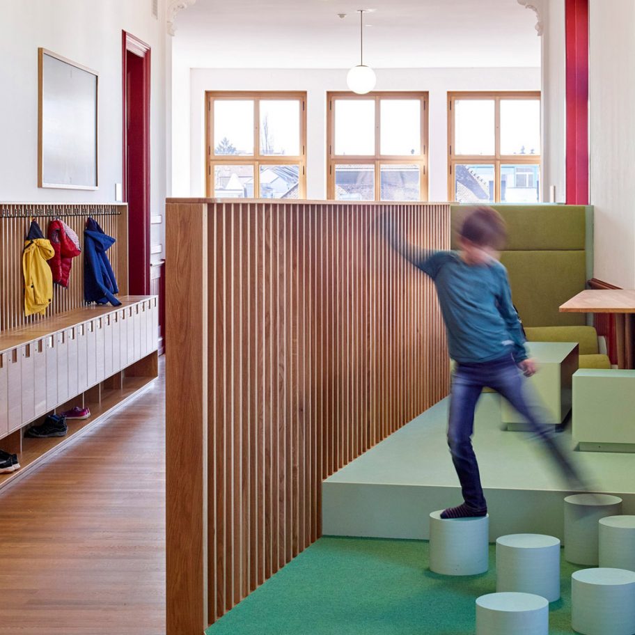 Learning Spaces ZMIK