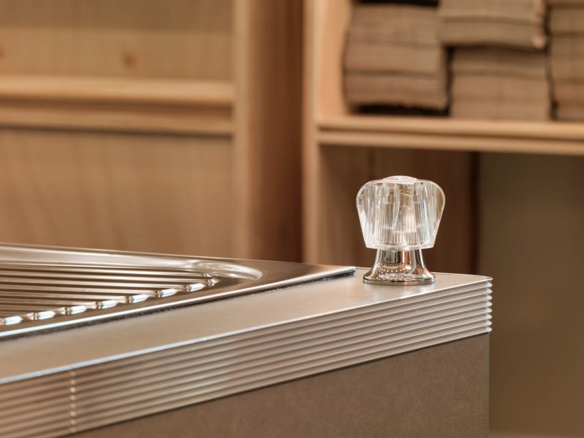 Aesop Bondi Signature Store by Mlkk Studio