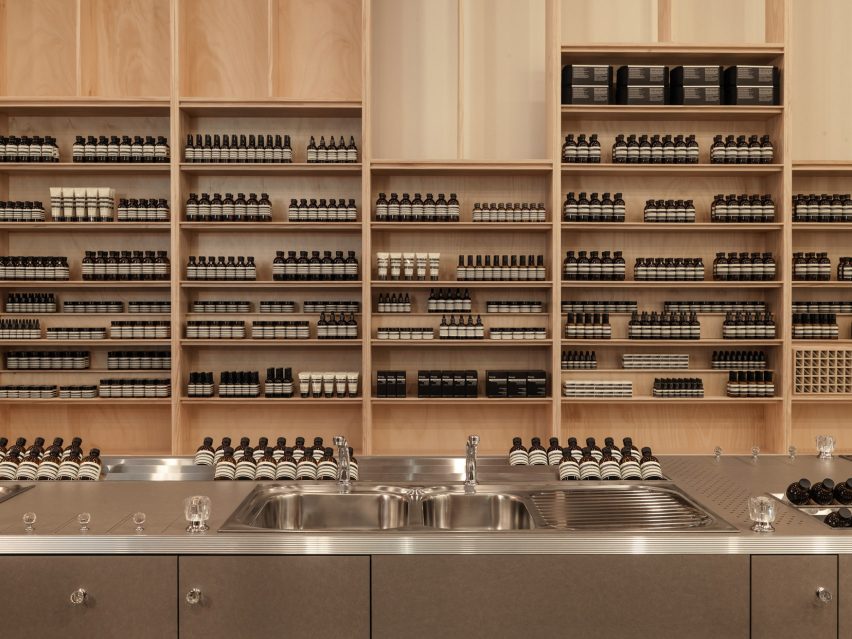 Aesop Bondi Signature Store by Mlkk Studio
