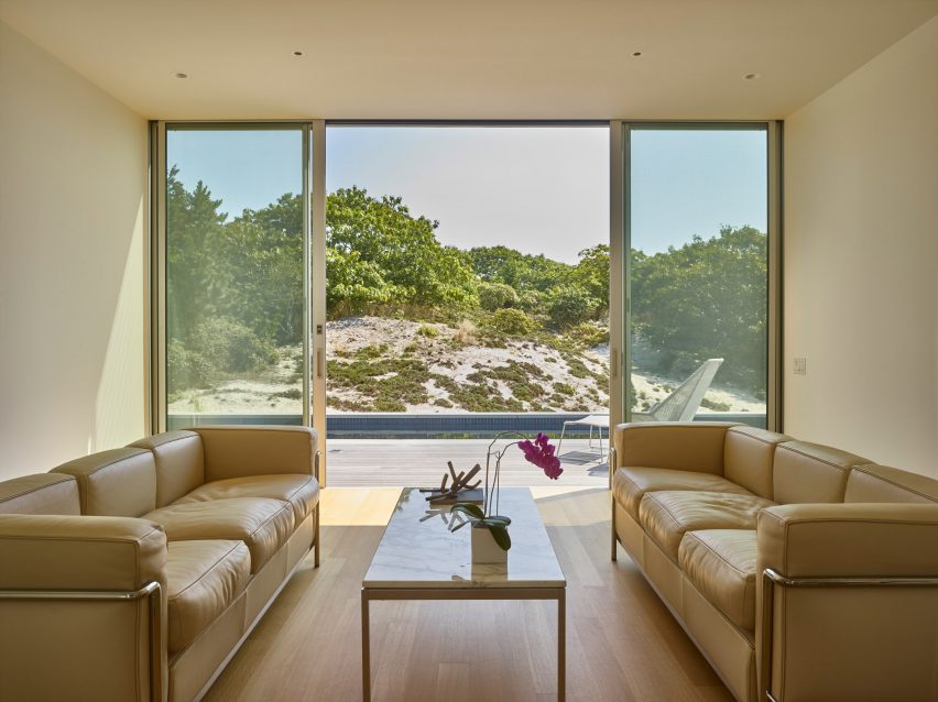 House in Amagansett by 1100 Architect