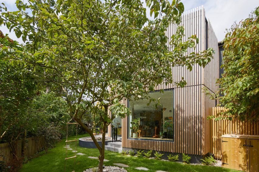 Ash House by R2 Studio Architects
