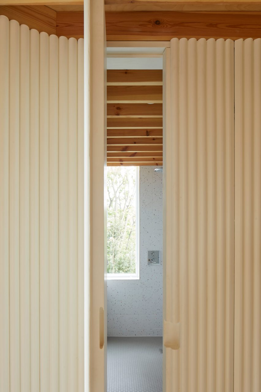 Ash House by R2 Studio Architects