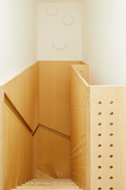 Ash House by R2 Studio Architects