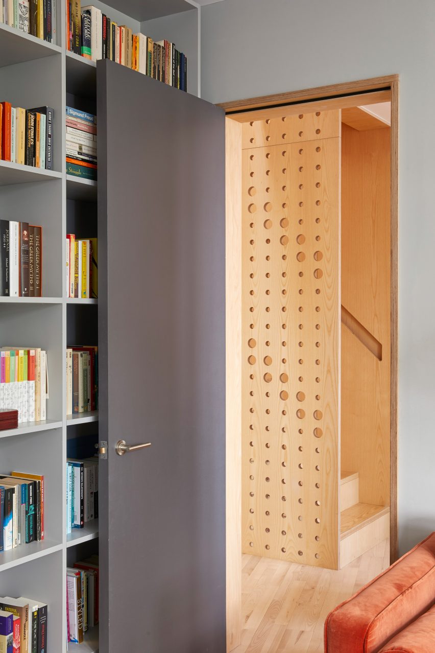 Ash House by R2 Studio Architects