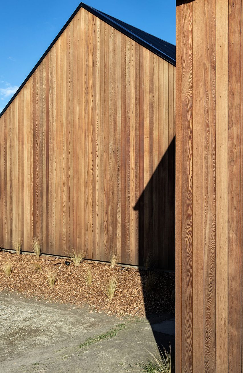Avalanche House by Intuitive Architects in New Zealand