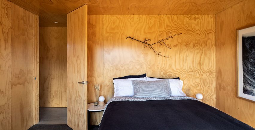 Avalanche House by Intuitive Architects in New Zealand