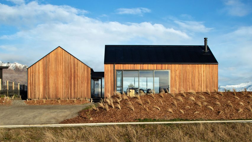 Avalanche House by Intuitive Architects in New Zealand