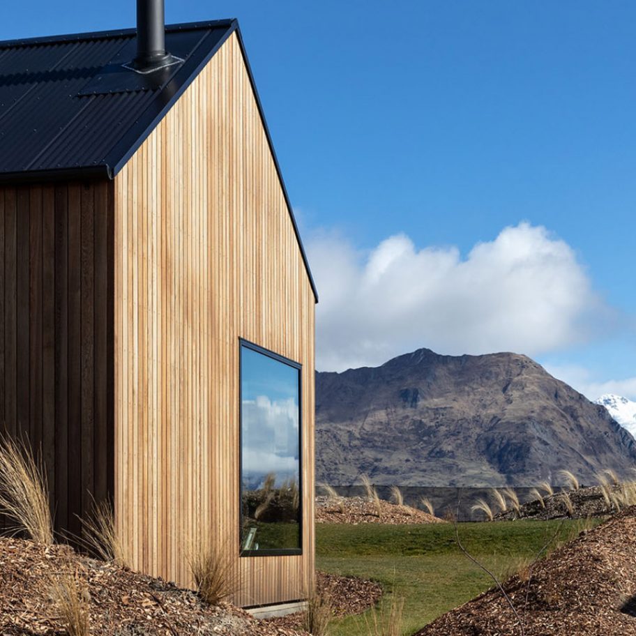Avalanche House by Intuitive Architects in New Zealand
