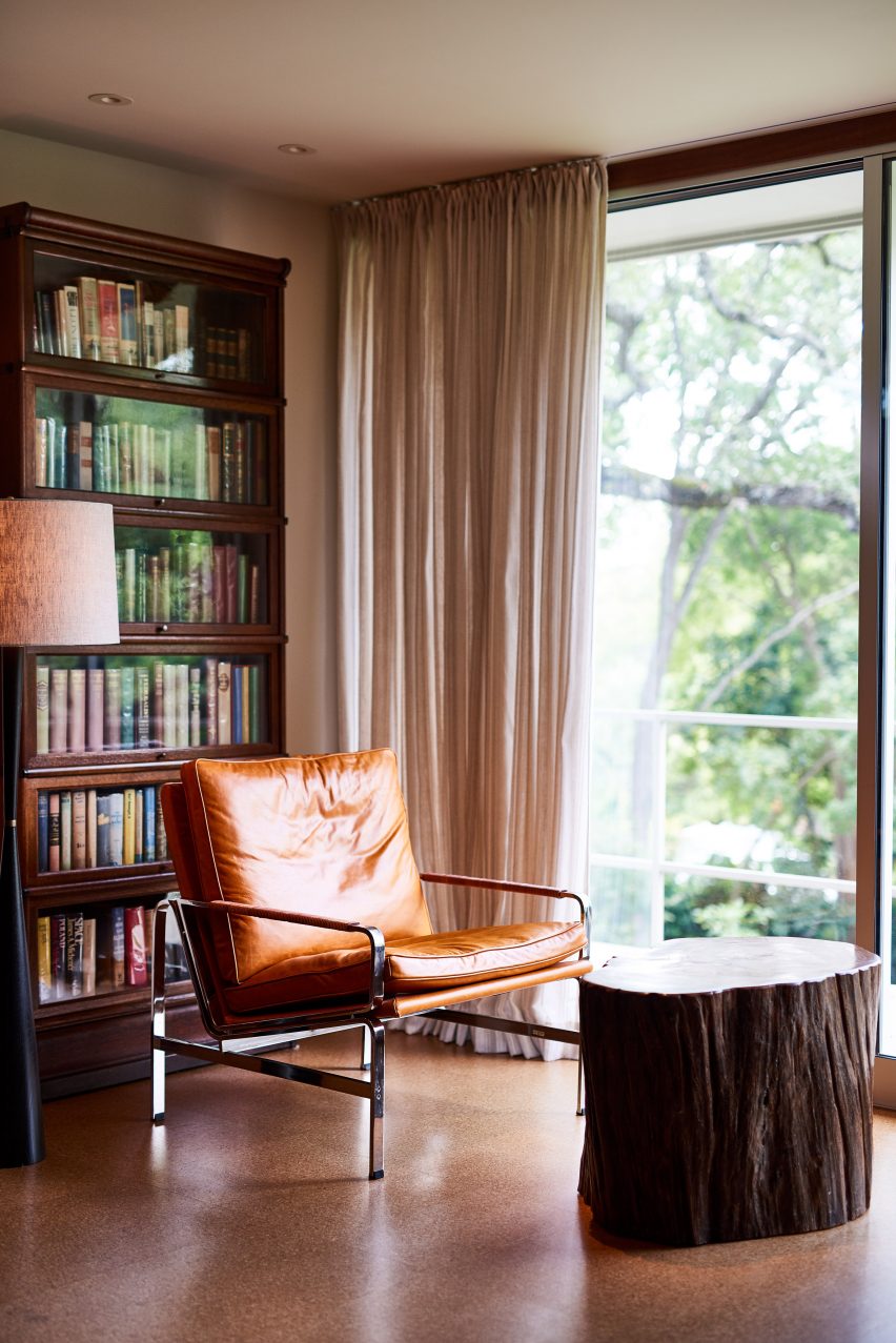 Balcones Residence by Clayton and Little