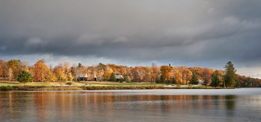 Bigwin Island by MacKay Lyons and Sweetapple