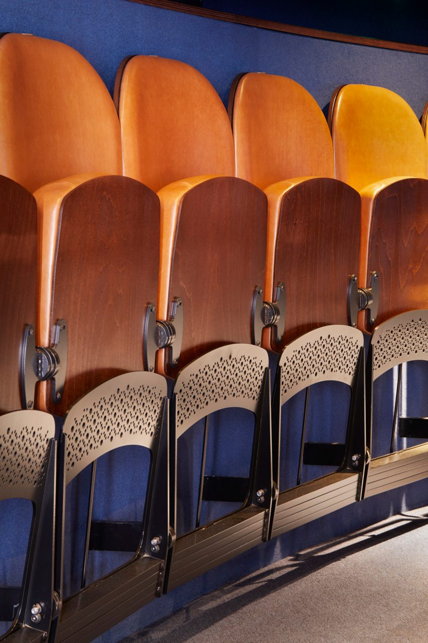 Boulevard theatre by Soda featuring a revolving auditorium