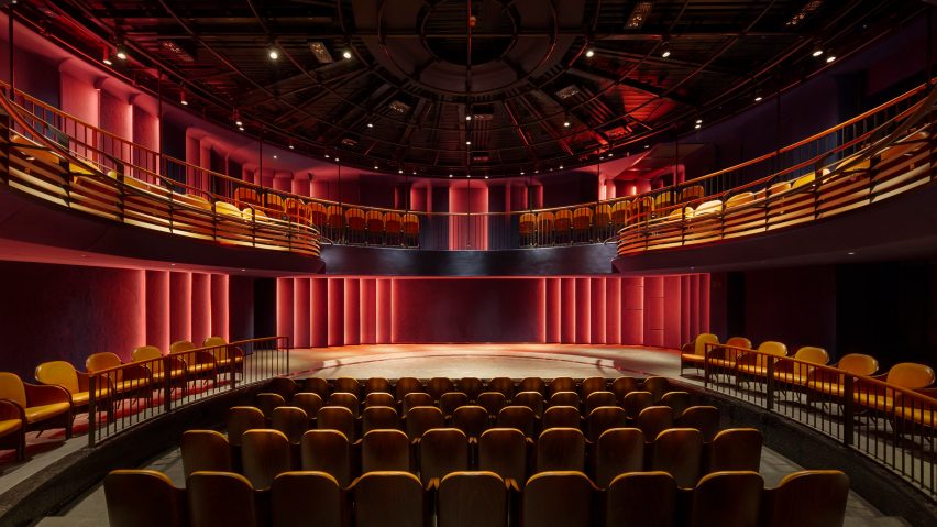 Boulevard theatre by Soda featuring a revolving auditorium