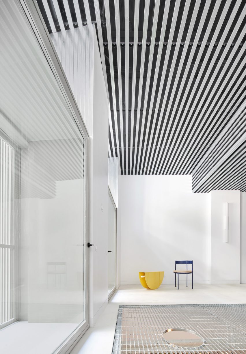 Casa A12 by Lucas y Hernández-Gil