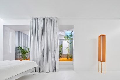 Casa A12 by Lucas y Hernández-Gil
