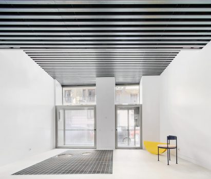 Casa A12 by Lucas y Hernández-Gil