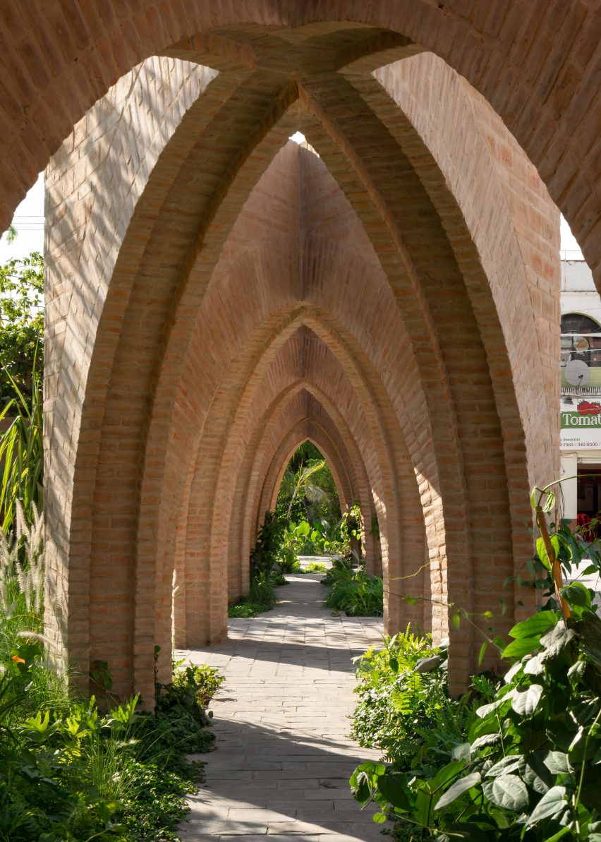 Central Gardens of Jojutla by Estudio MMX