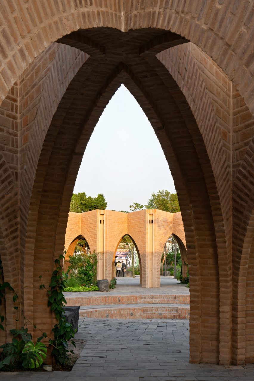 Central Gardens of Jojutla by Estudio MMX
