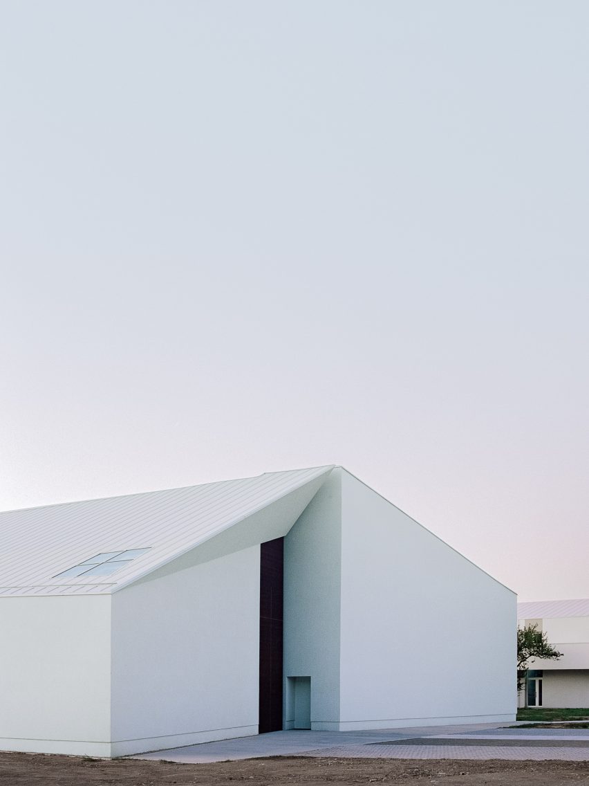 Church of the Penitent Thief by INOUTarchitettura, LADO architetti and LAMBER + LAMBER in Bologna, Italy