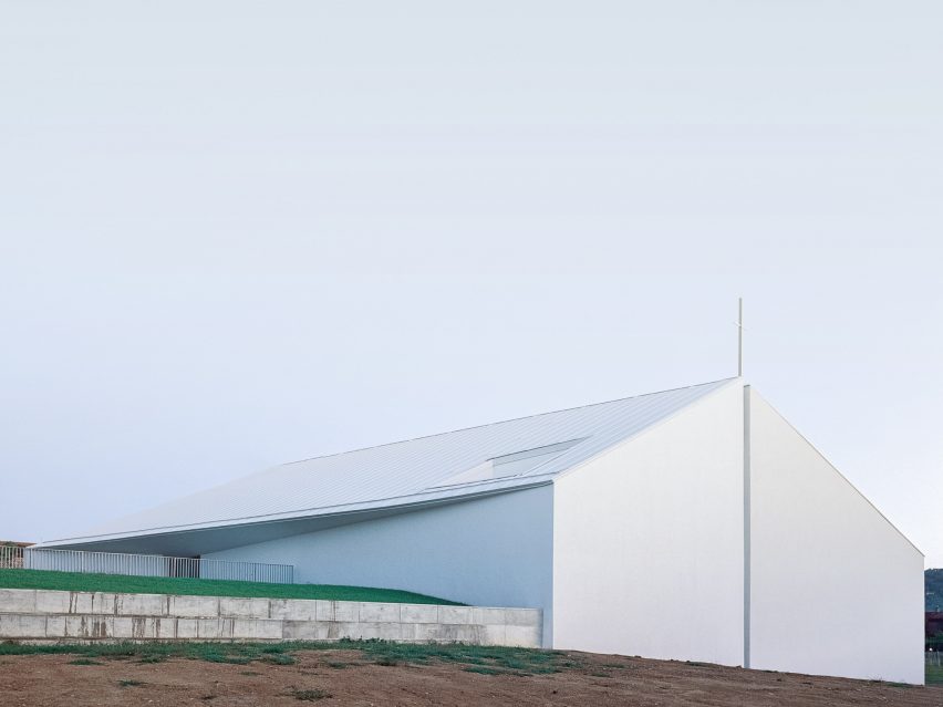 Church of the Penitent Thief by INOUTarchitettura, LADO architetti and LAMBER + LAMBER in Bologna, Italy