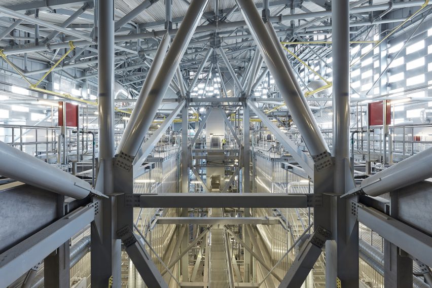 Copenhill waste-to-energy plant and ski slope by BIG in Copenhagen, Denmark