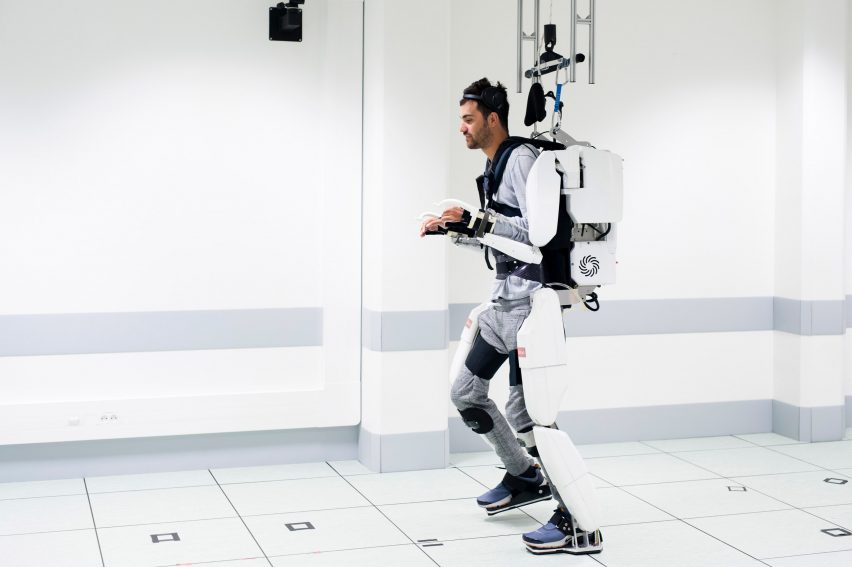 Researchers create first mind-controlled exoskeleton for paralysed patients