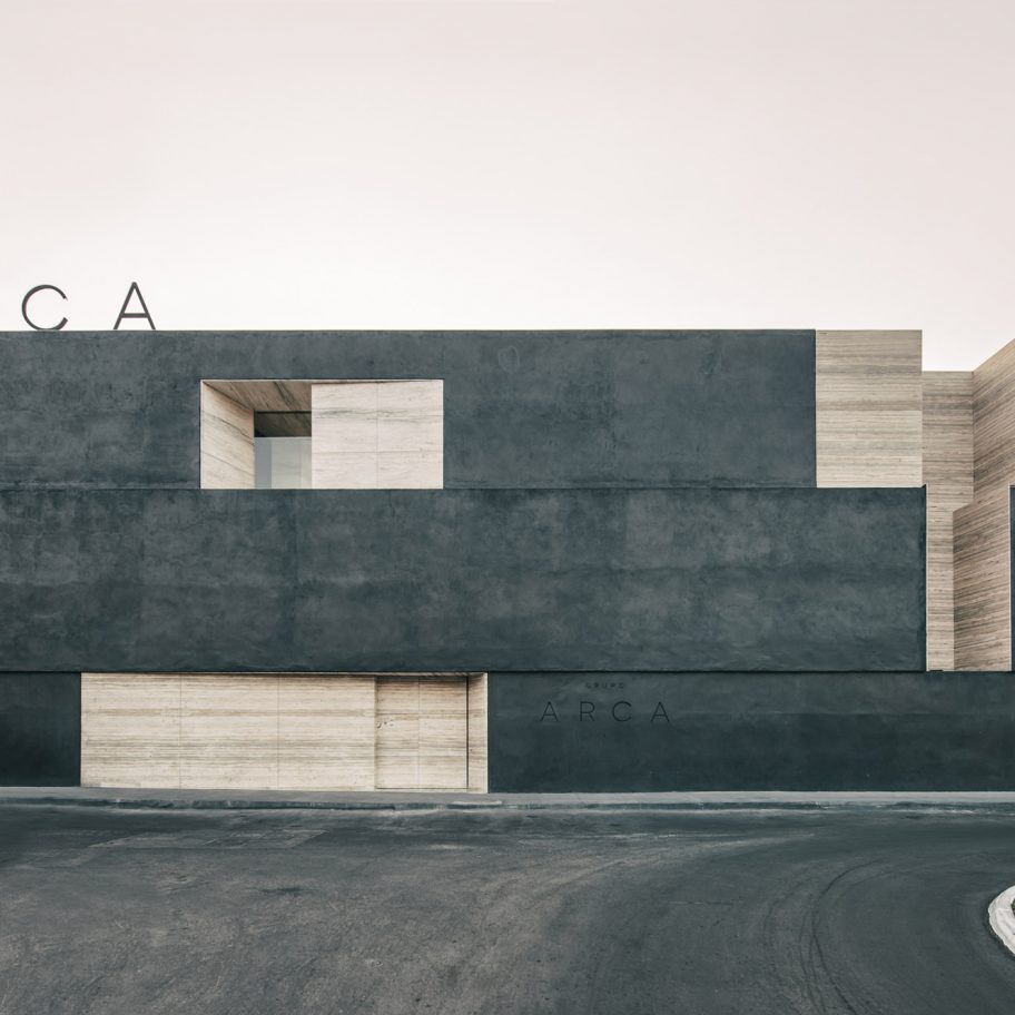 Grupo Arca showroom by Esrawe Studio