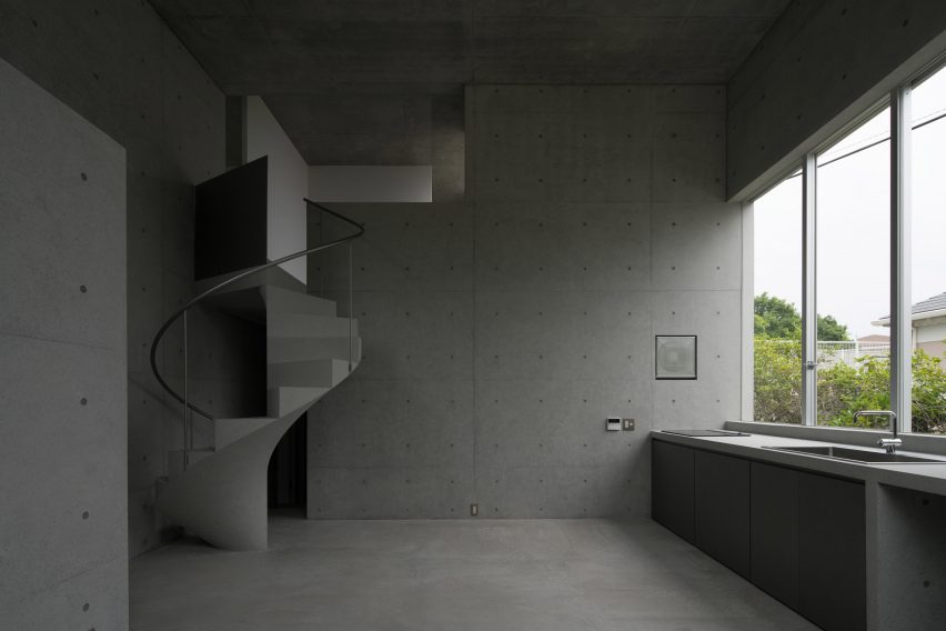 House in Ashiya by Kazunori Fujimoto Architects & Associates