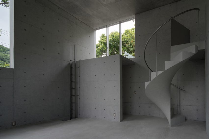 House in Ashiya by Kazunori Fujimoto Architects & Associates