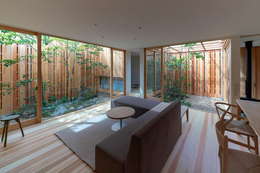 House in Akashi by Arbol