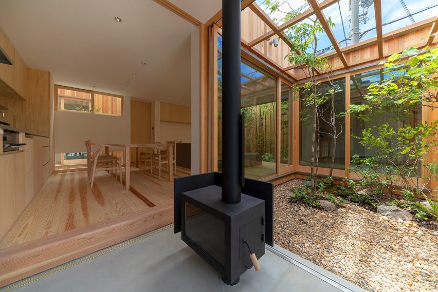 House in Akashi by Arbol