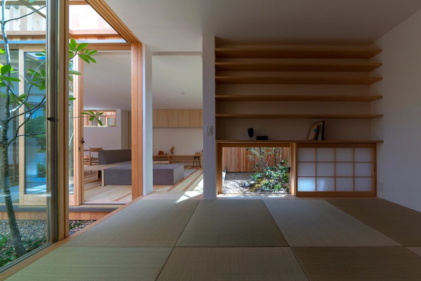House in Akashi by Arbol