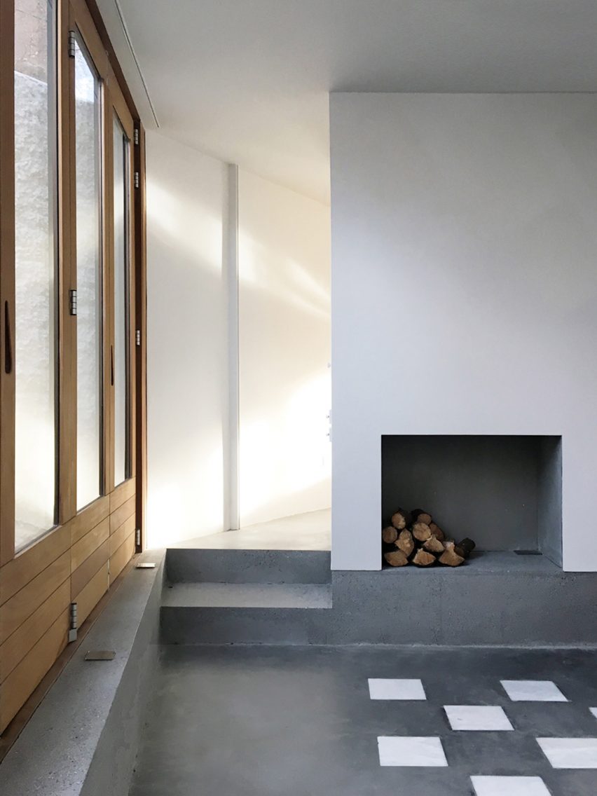 House in a Garden by David Leech Architects