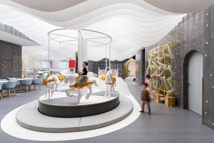 Lolly-Laputan kids cafe, designed by Wutopia Lab