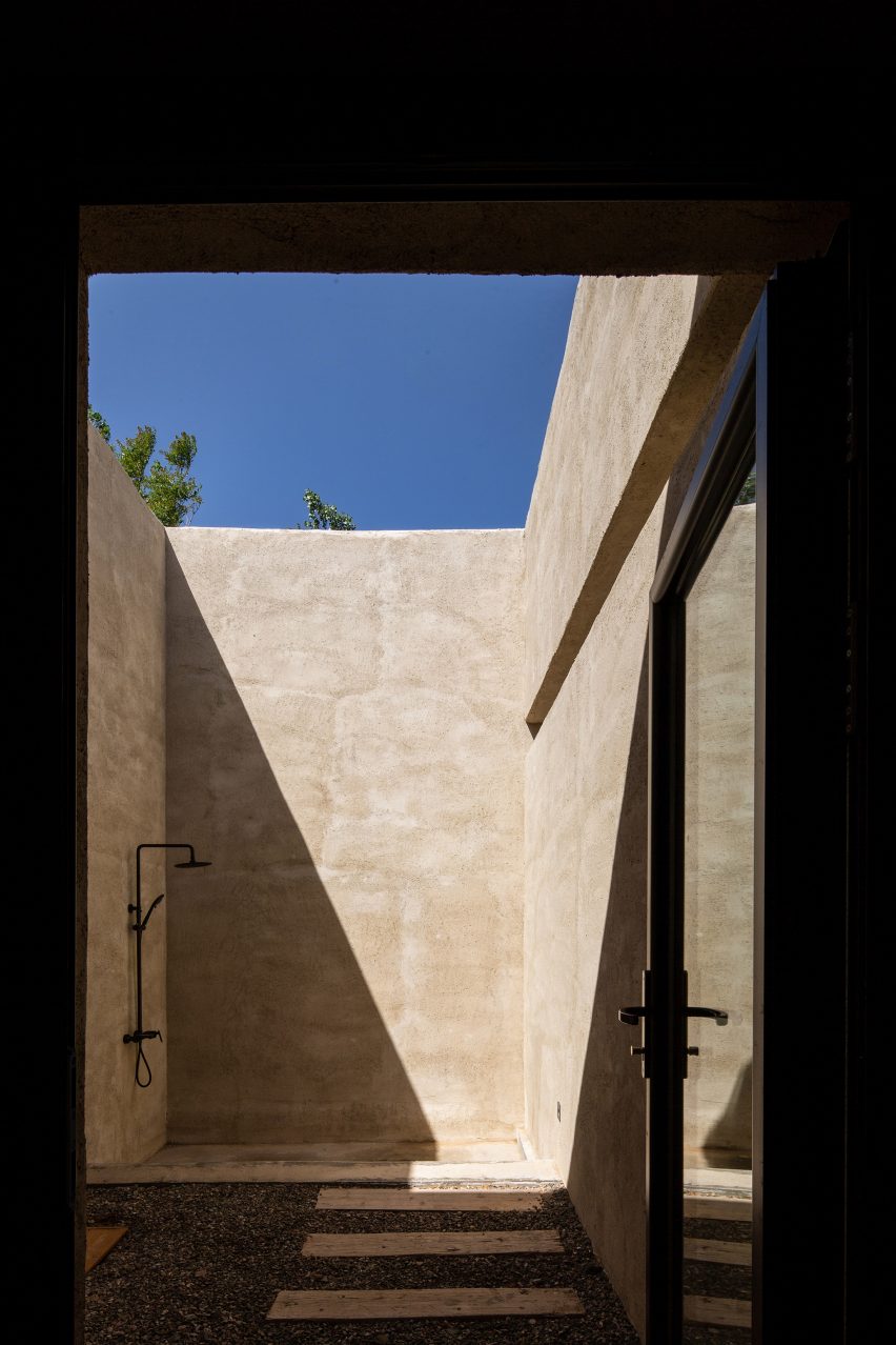 Lost Villa Boutique hotel by DAS Lab