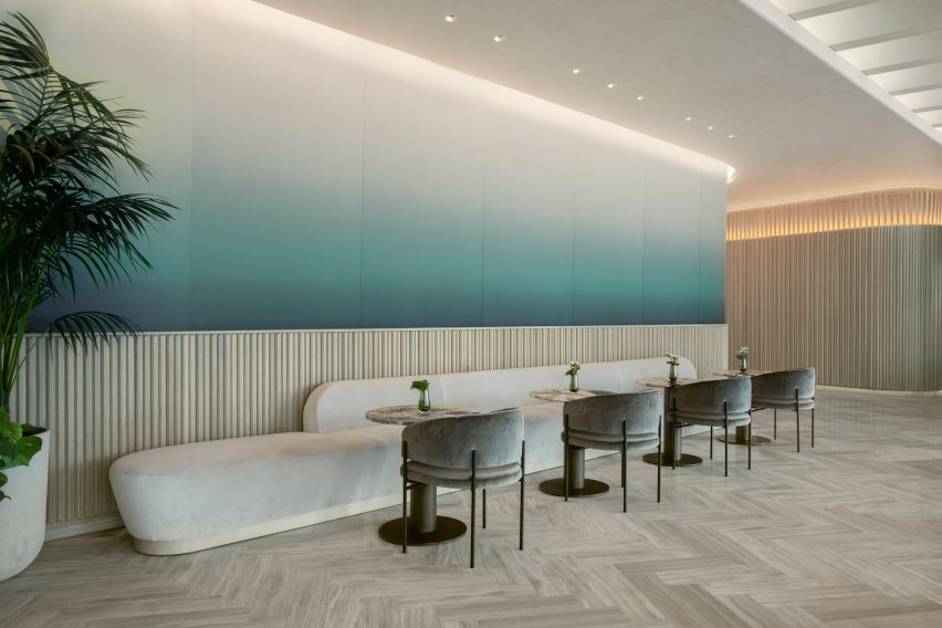 Four Seasons Hotel Montreal by Atelier Zebulon Perron