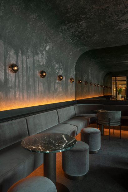 Four Seasons Hotel Montreal by Atelier Zebulon Perron