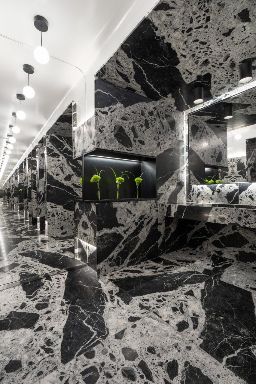 Four Seasons Hotel Montreal by Atelier Zebulon Perron