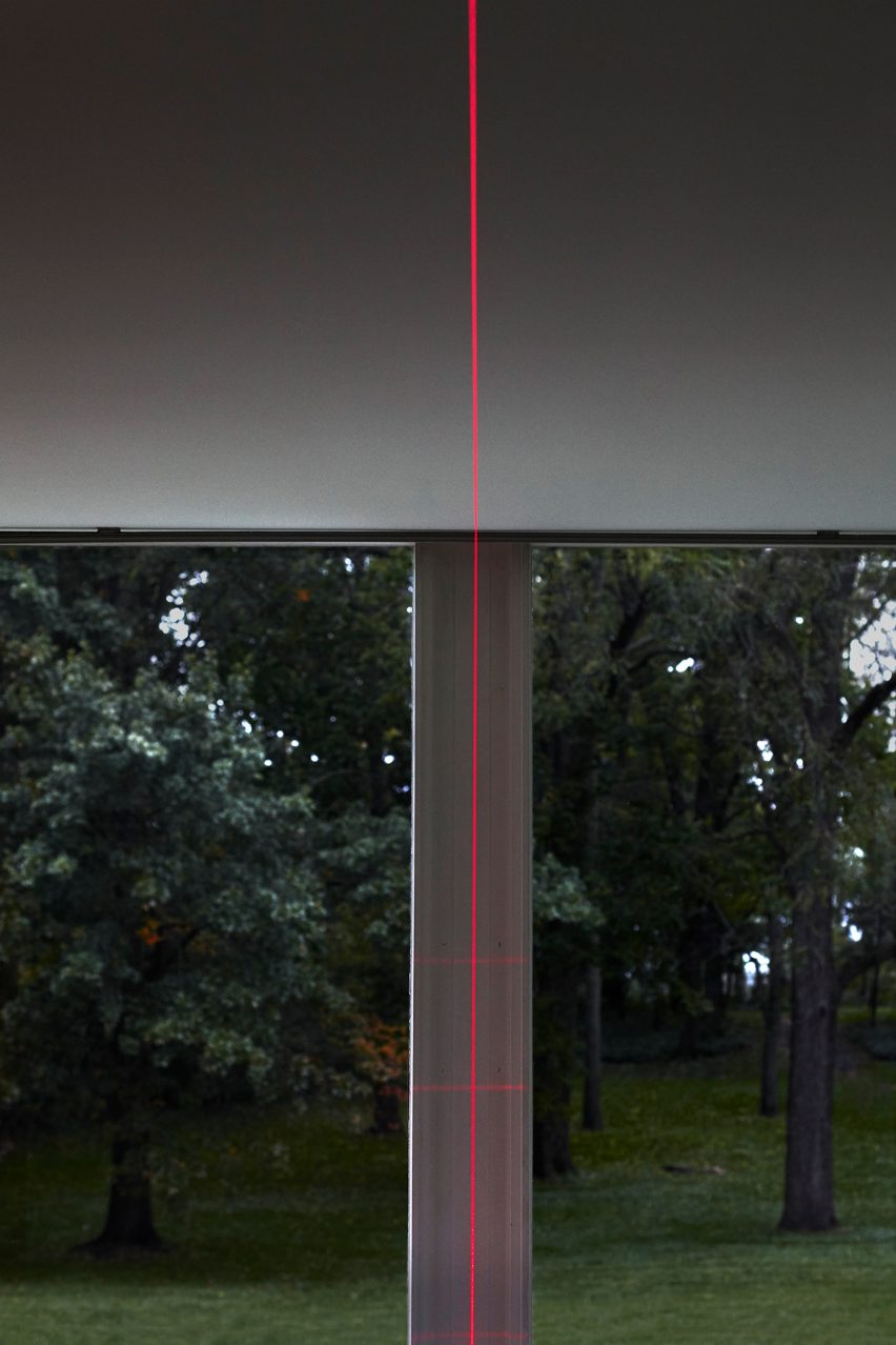 Geometry of Light at Mies van der Rohe's Farnsworth House by Iker Gil and Luftwerk