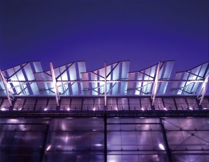 High-tech architecture: Nicholas Grimshaw