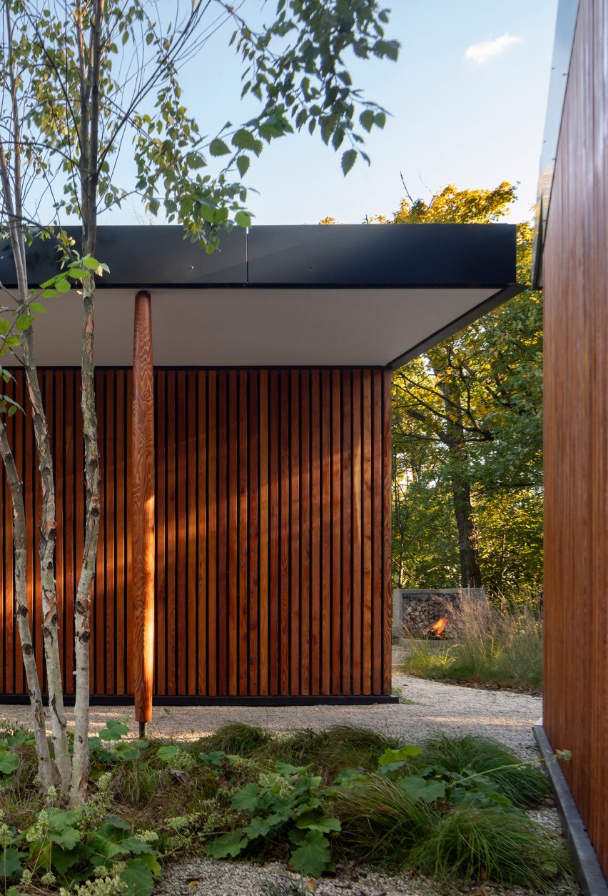 Ravine House by Wheeler Kearns