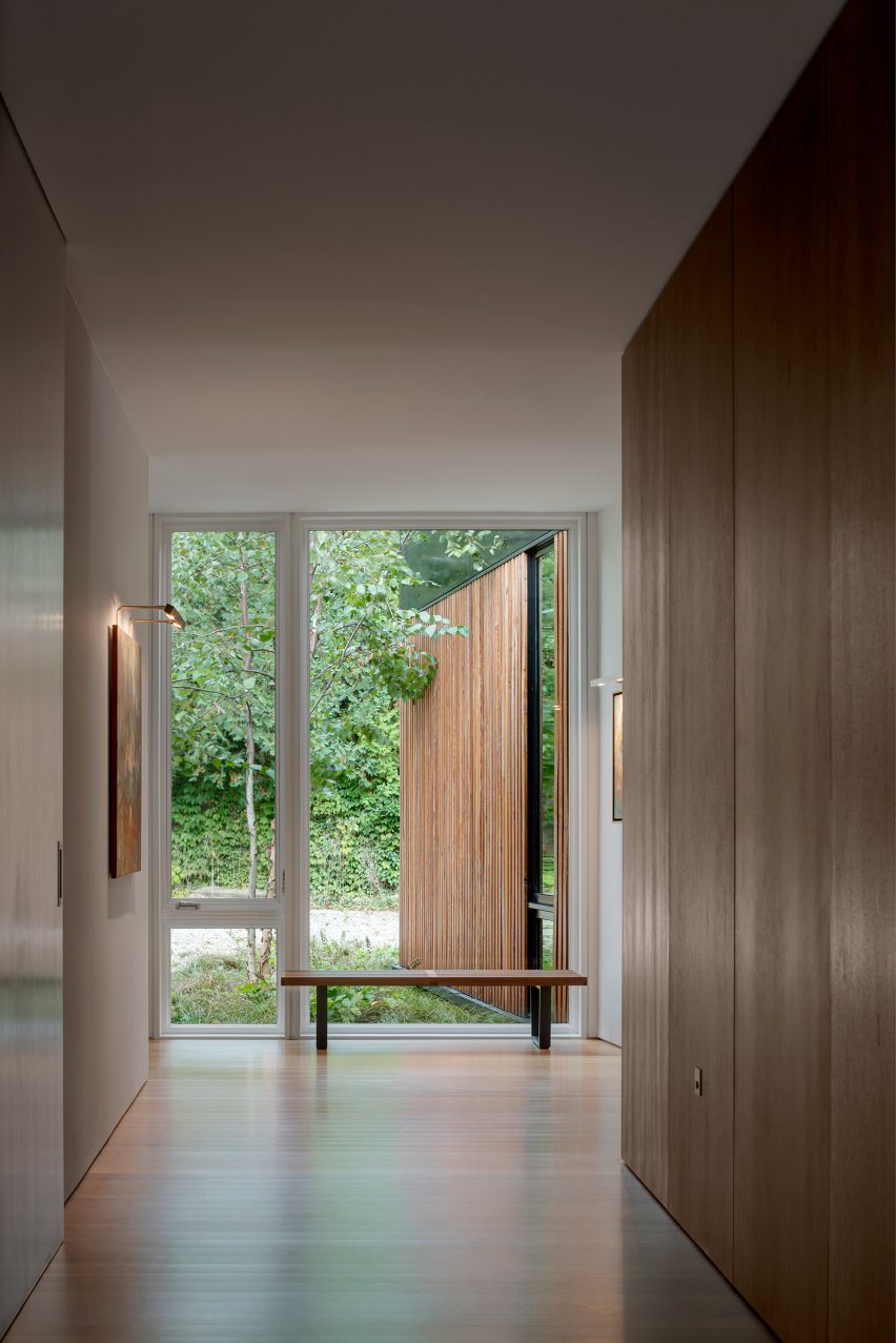 Ravine House by Wheeler Kearns