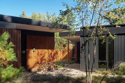 Ravine House by Wheeler Kearns