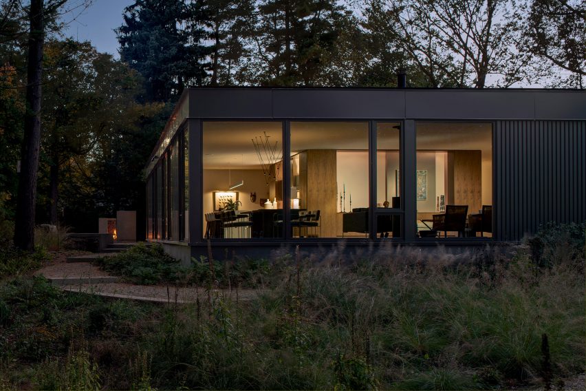 Ravine House by Wheeler Kearns