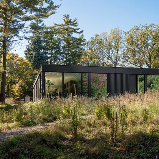Ravine House by Wheeler Kearns